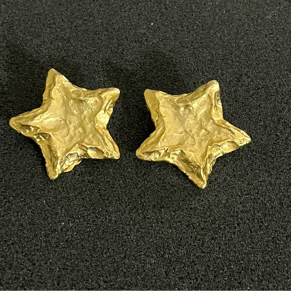 Les Bernard for Vogue 1980s Gold-Tone Star Clip-On Earrings